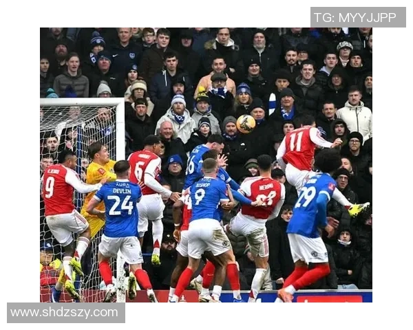 英超精彩对决阿森纳与切尔西战成平局帽子戏法引发全场狂欢