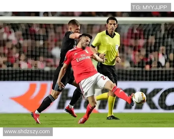 本菲卡逆袭国米5-0晋级世界杯点球大战成历史冷门瞬间