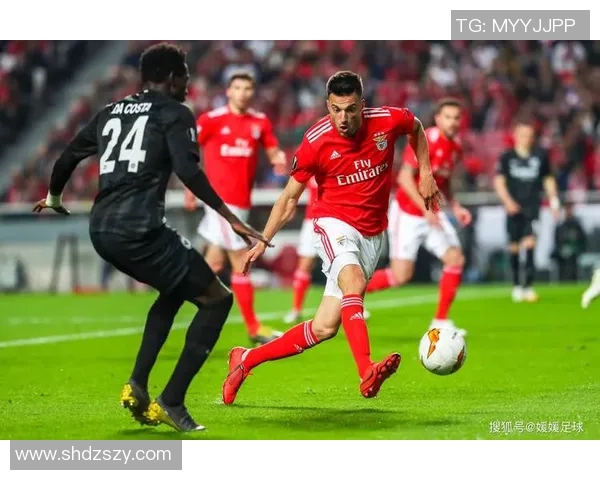 英超激情四射阿森纳大胜本菲卡引发转会热议