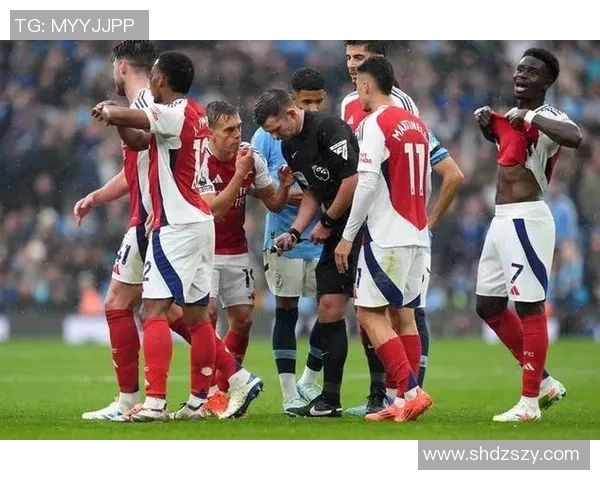 友谊赛精彩对决曼城与阿森纳战成平局全场瞬间引发热烈反响