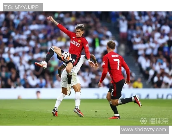 德甲热刺大胜尤文图斯三球狂潮引发全场热烈反响深度解析比赛精彩瞬间