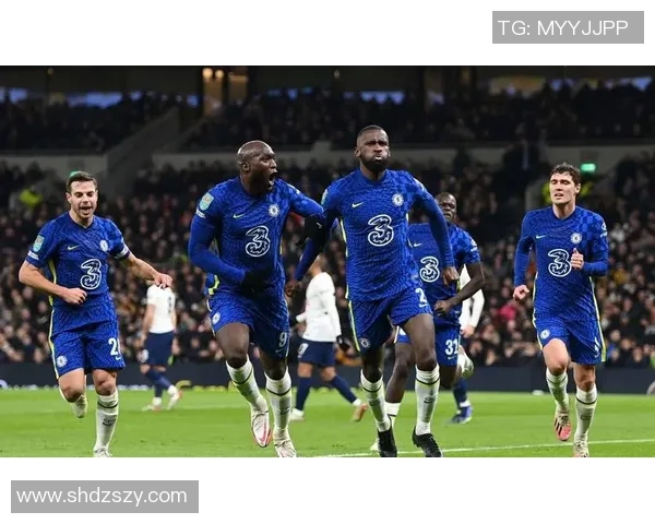 德甲精彩对决AC米兰凭乌龙球险胜切尔西引发热议 德甲精彩对决AC米兰凭乌龙球险胜切尔西引发热议