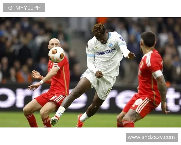 欧联杯精彩对决多特蒙德险胜本菲卡帽子戏法引爆全场激情 欧联杯精彩对决多特蒙德险胜本菲卡帽子戏法引爆全场激情