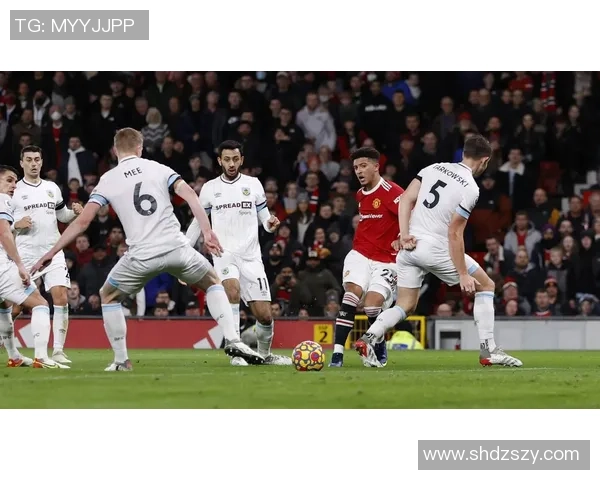 英超精彩对决波尔图大胜拜仁乌龙球瞬间点燃全场激情