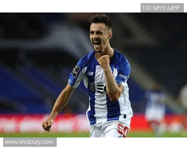 意甲赛场波尔图逆袭莱比锡一球定胜负引发全场沸腾的精彩瞬间